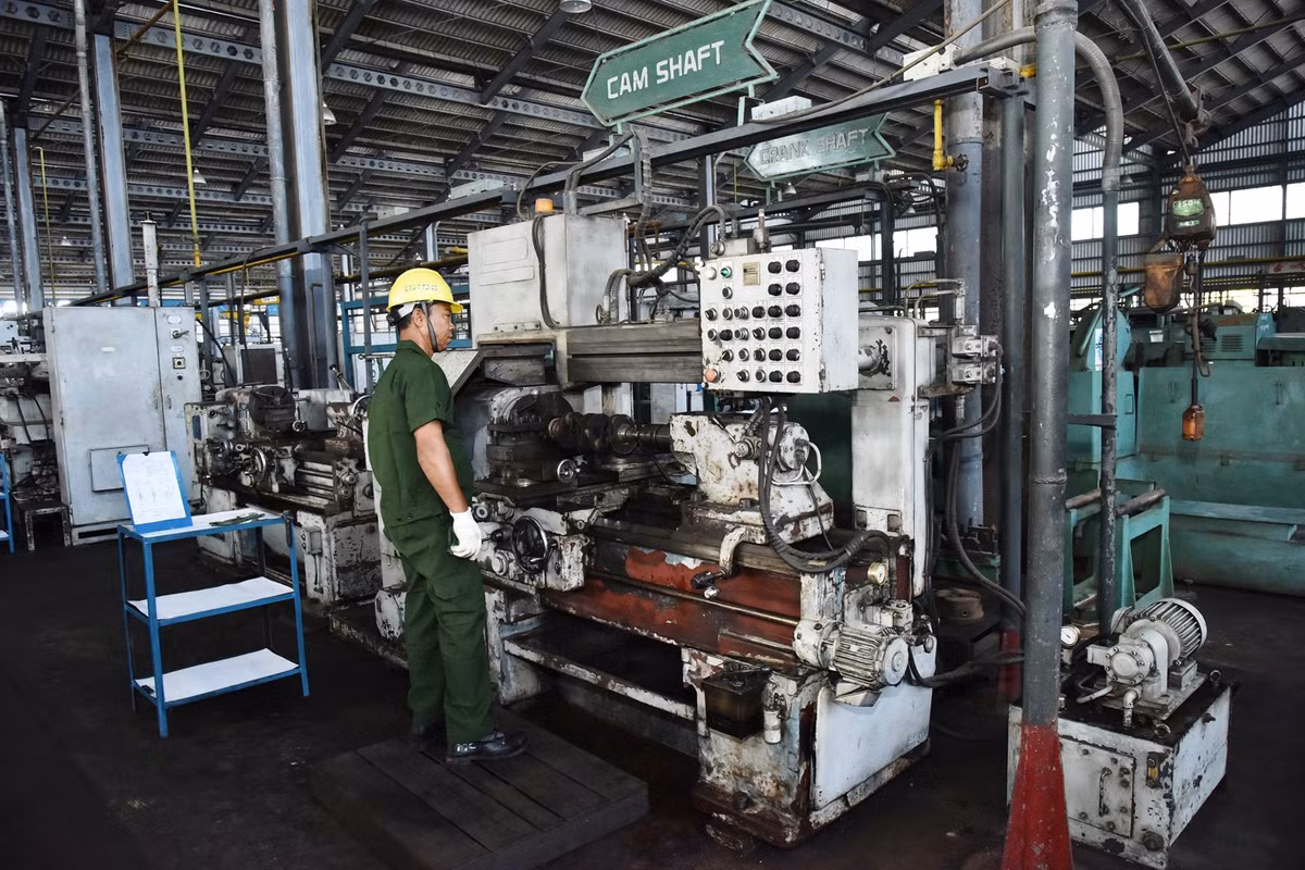 Toàn bộ các bộ phận quan trọng cấu thành chiếc xe Jeep này đều được Myanmar tự chế tạo nội địa trong nước. Nguồn ảnh: Livejournal.