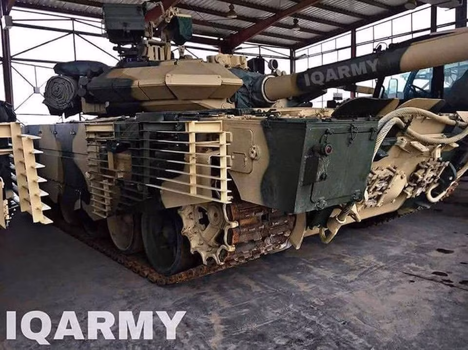 Cùng là phiên bản xe tăng chủ lực T-90S/SK giống như phiên bản mà Việt Nam sở hữu, tuy nhiên T-90S/SK phiên bản được quân đội Iraq sử dụng được cho là "tối ưu nhất" của dòng T-90S. Nguồn ảnh: QQ.
