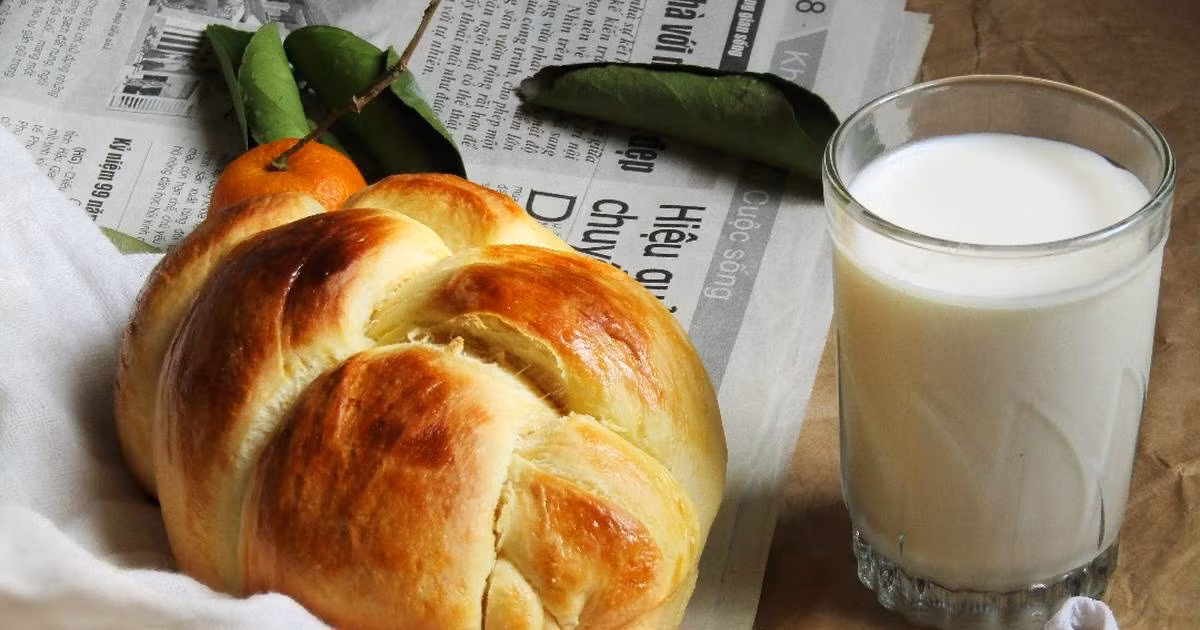 Ăn bánh mì và sữa quá nhiều, nam sinh phải chạy thận An banh mi va sua qua nhieu, nam sinh phai chay than