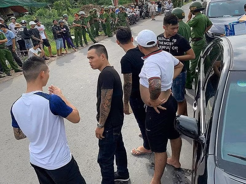 Tinh tiet moi vu Giang 36 vay xe cong an o Dong Nai