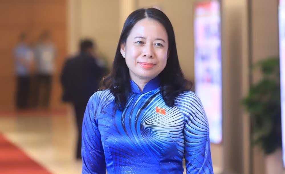 Bà Võ Thị Ánh Xuân, sinh năm 1970, quê xã Thới Sơn, huyện Tịnh Biên, An Giang. Là Uỷ viên dự khuyết Trung ương Đảng khóa XI, Uỷ viên Trung ương Đảng khóa XII, XIII, Đại biểu Quốc hội khóa XIV. Tháng 10/2015 Bộ Chính trị điều động, phân công giữ chức Bí thư Tỉnh ủy An Giang khóa IX, nhiệm kỳ 2010-2015. Bà Xuân giữ chức vụ Bí thư Tỉnh ủy An Giang đến tháng 4/2021. 
