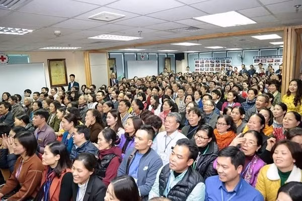 Cau lac bo Tinh nguoi: Can bo, doanh nhan cung u me, vi sao?