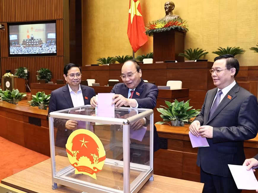 Bi Thu tinh uy An Giang duoc gioi thieu de bau lam Pho Chu tich nuoc