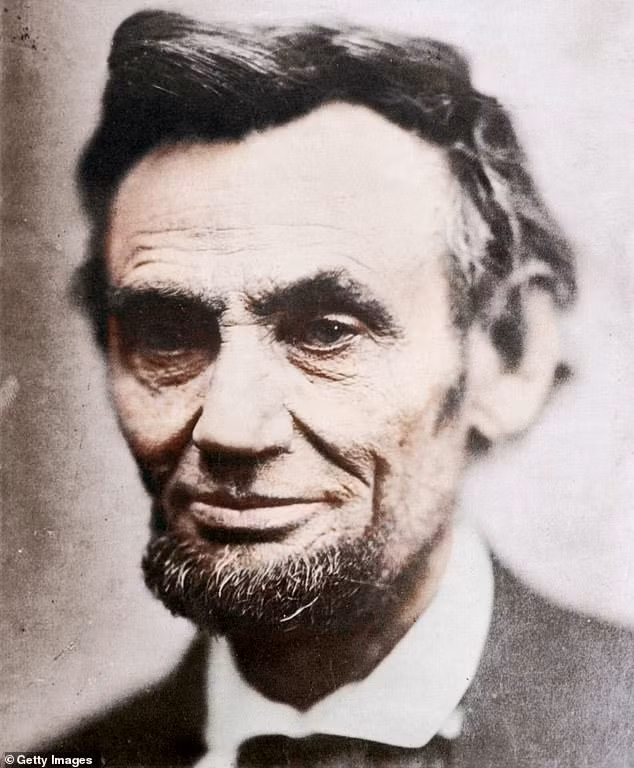 Thông tin này một lần nữa được nhắc đến trong cuốn "Courting Mr. Lincoln" của tác giả Louis Bayard.