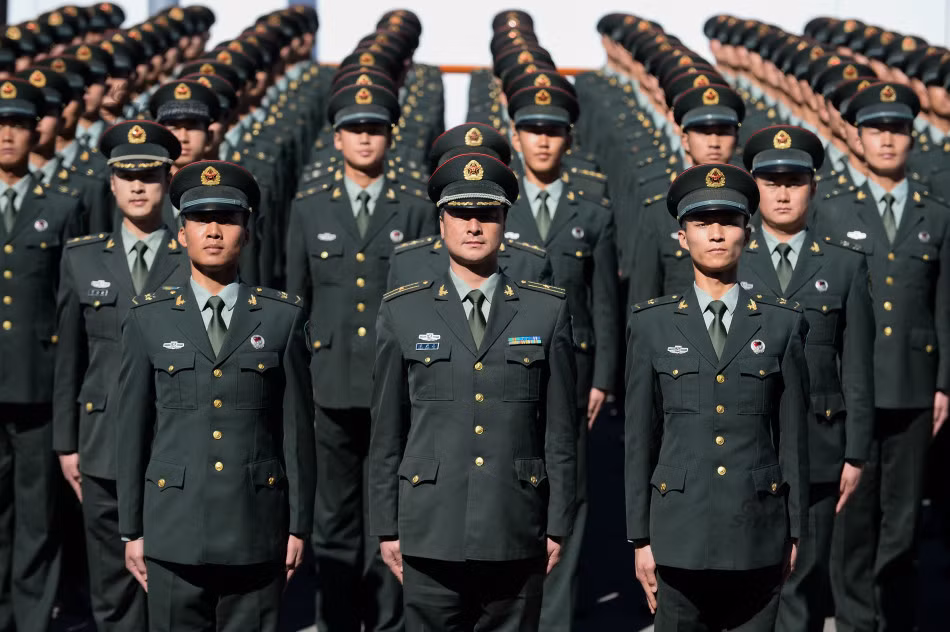 Đội vệ binh danh dự này đã đến Moscow, Nga từ ngày 25/4/2015.