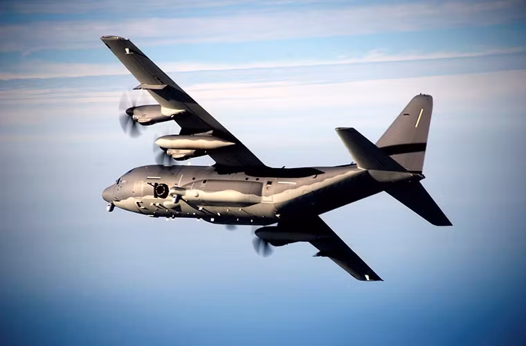 Máy bay cường kích AC-130J được phát triển dựa trên biến thể MC-130J nhằm thay thế các phiên bản AC-130H và AC-130U đang được Không quân Mỹ sử dụng.