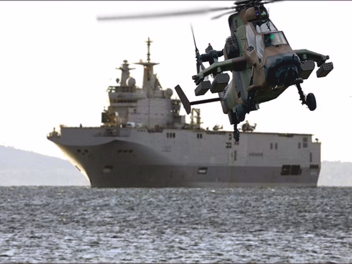 Sau Juan Carlos là tàu đổ bộ trực thăng lớp Mistral của Pháp. Chiến hạm này được biên chế năm 2006 và đang có 3 chiếc phục vụ trong Hải quân Pháp. Đây là loại chiến hạm lớn nhất phục vụ cho Hải quân Pháp sau tàu sân bay Charles de Gaulle. Ngoài ra cũng có 2 tàu Mistral khác đang được đóng cho Hải quân Nga nhưng sự chuyển giao bị trì hoãn lại do khủng hoảng ở Ukraine.