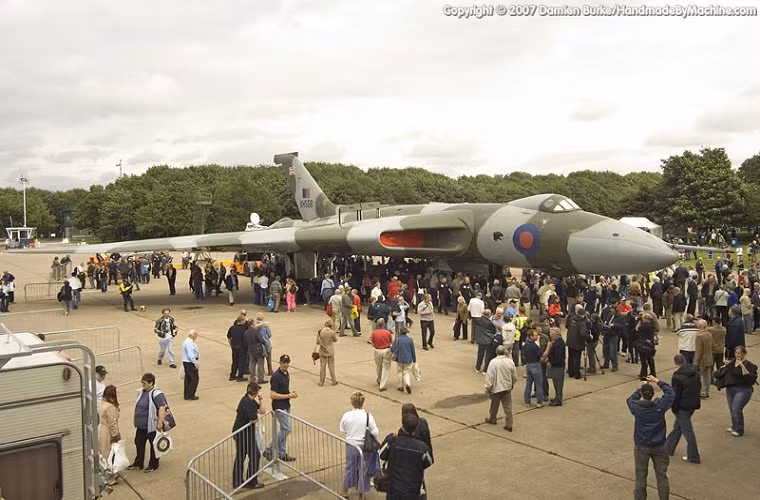 Từ đó cho tới nay Avro Vulcan chỉ thường được giới thiệu tại các triển lãm hàng không quốc tế cùng với phi đội máy bay biểu diễn của Không quân Hoàng gia Anh.