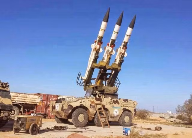 Sung sot phien quan Libya bien SA-3/6 thanh ten lua doi dat-Hinh-2