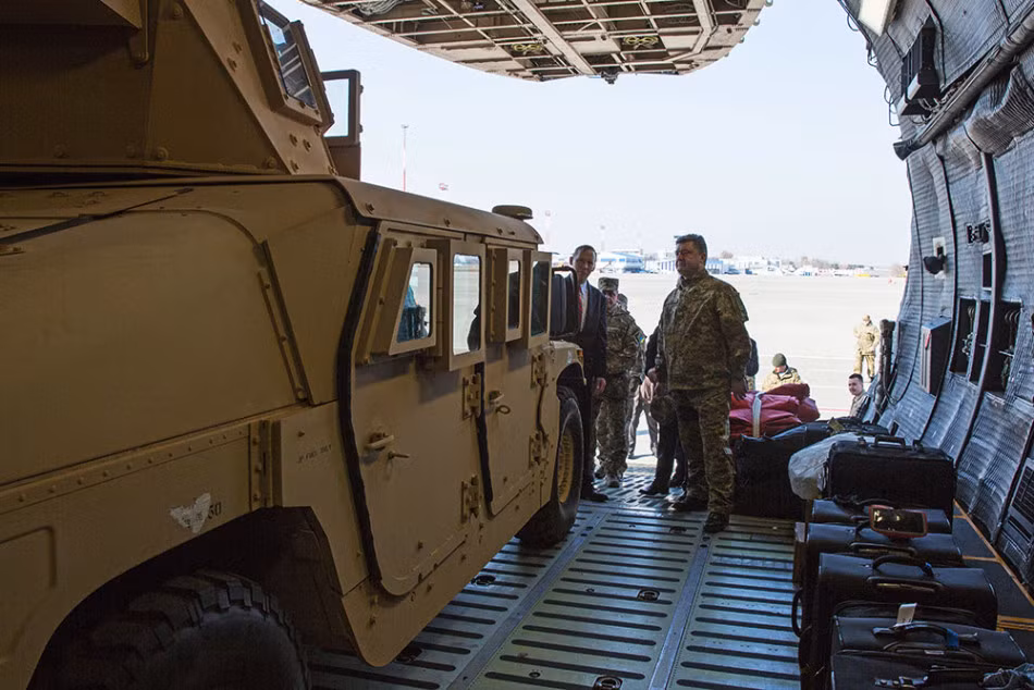 Có tất cả 10 chiếc Humvee được vận chuyển tới Ukraine lần này. Đây là những xe bọc thép đầu tiên trong tổng số lô 30 chiếc Humvee mà Washington hứa viện trợ cho Kiev. Trước đó Mỹ còn tuyên bố sẽ cấp cho Ukraine tổng số 230 xe bọc thép Humvee.