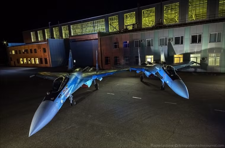 Can canh cap Su-35 moi toanh cua Khong quan Nga