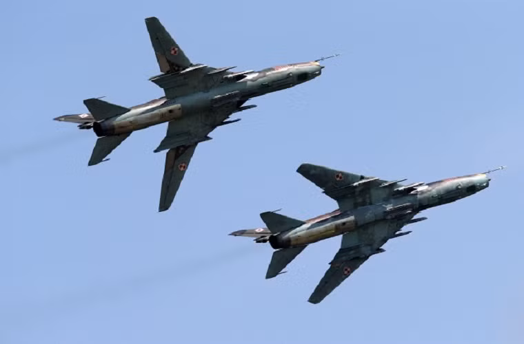 Hai chiếc máy bay cường kích Su-22 của Không quân Ba Lan tại một triển lãm hàng không quốc tế ở Anh trong năm 2014.