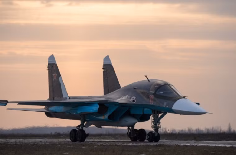 Dự kiến đến năm 2020, Không quân Nga sẽ thay thế hoàn toàn những chiếc máy bay cường kích Su-24 bằng Su-34.