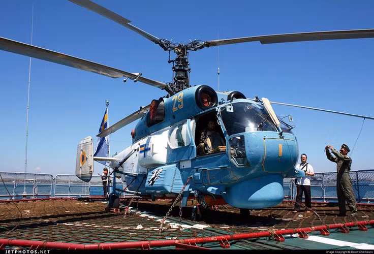 Trực thăng Ka-27 có thể mang được tối đa 5,5 tấn hàng hóa. Ảnh: Jetphotos