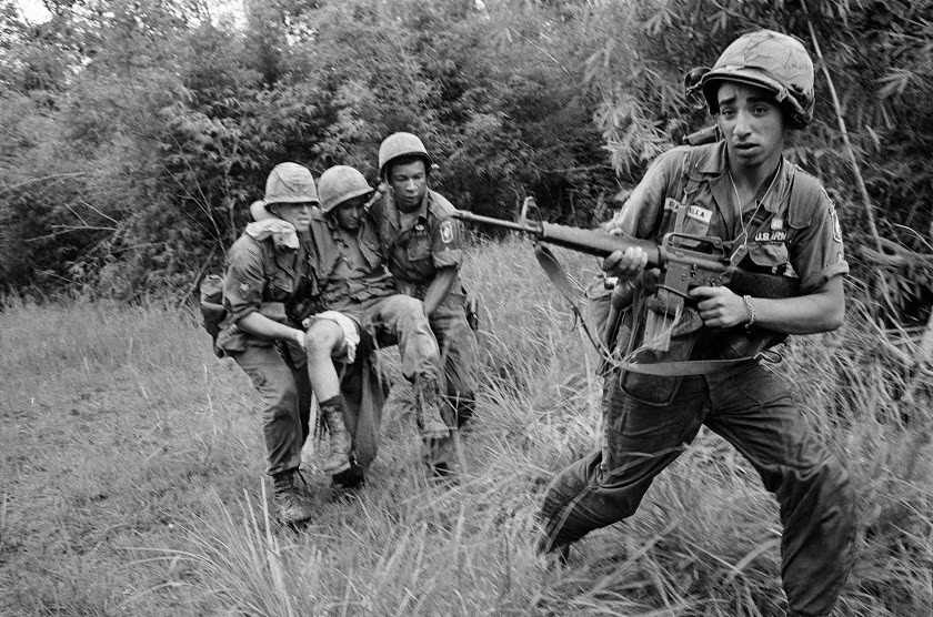 Tính đến ngày 15/1/2004, số phận của 1875 binh lính Mỹ mất tích khi tham chiến ở Việt Nam vẫn là ẩn số, họ không được xác nhận là "Đã hy sinh" do không tìm thấy xác. Chính phủ Mỹ và Việt Nam hiện vẫn đang hợp tác để tìm kiếm hài cốt của cả binh lính Mỹ cũng như của phía Việt Nam thất lạc. Nguồn ảnh: Task.