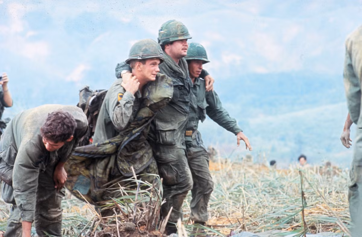 Thống kê chi tiết về thương vong của Quân đội Mỹ trong Chiến tranh Việt Nam luôn được Lầu Năm Góc xếp vào hàng tài liệu tuyệt mật trong suốt nhiều thập kỷ sau chiến tranh và phải tới năm 2008 vừa rồi, những tài liệu này mới được giải mã gần hết do hết hạn bảo mật theo quy định trong Hiến Pháp Mỹ. Nguồn ảnh: History.