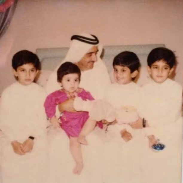 Các Hoàng tử Dubai được vua cha cưng chiều.