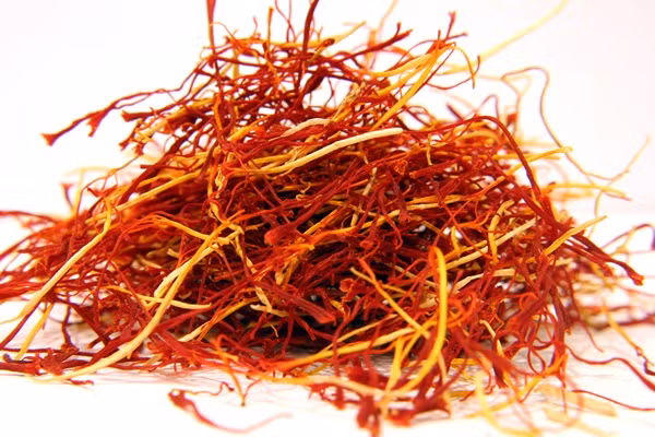 Nhụy hoa nghệ tây, một loại gia vị đắt bậc nhất thế giới, chính là một thành phần quan trọng của món kem Black Diamond.