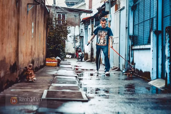 Nguoi dan ong Phap nuoi hang tram cho meo bi bo roi o Sai Gon