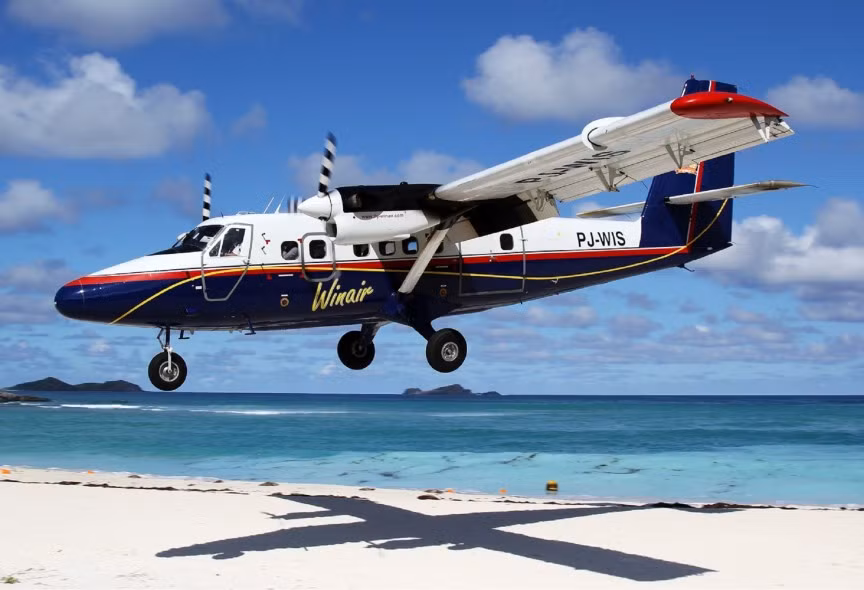2. Máy bay DeHavilland Twin Otter với 19 vụ tai nạn gây chết người. DeHavilland Twin Otter là dòng máy bay đường ngắn có khả năng cất và hạ cánh nhanh được Canada cho ra mắt lần đầu vào năm 1966 và hiện vẫn còn phổ biến. Sự cố chết người gần đây nhất là vào tháng 2/2014, khi chiếc Twin Otter của hãng hàng không Nepal gặp nạn khiến 18 người trên khoang tử vong.