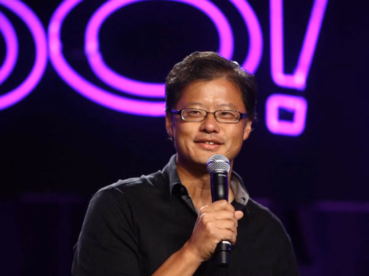 Jerry Jang, sinh ngày 06/11/1968, là người đồng sáng lập Yahoo.