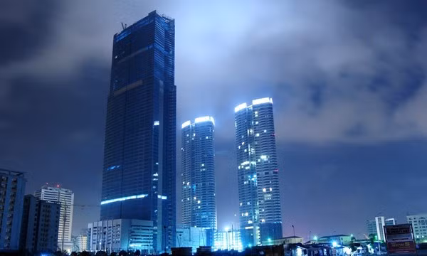 Ngân hàng Goldman Sachs cho biết sẽ tiếp quản sổ nợ vay để đầu tư dự án khoảng 900 triệu USD và thành lập một công ty để tiếp quản tòa tháp Keangnam Landmark Hà Nội với tư cách là cổ đông lớn nhất.