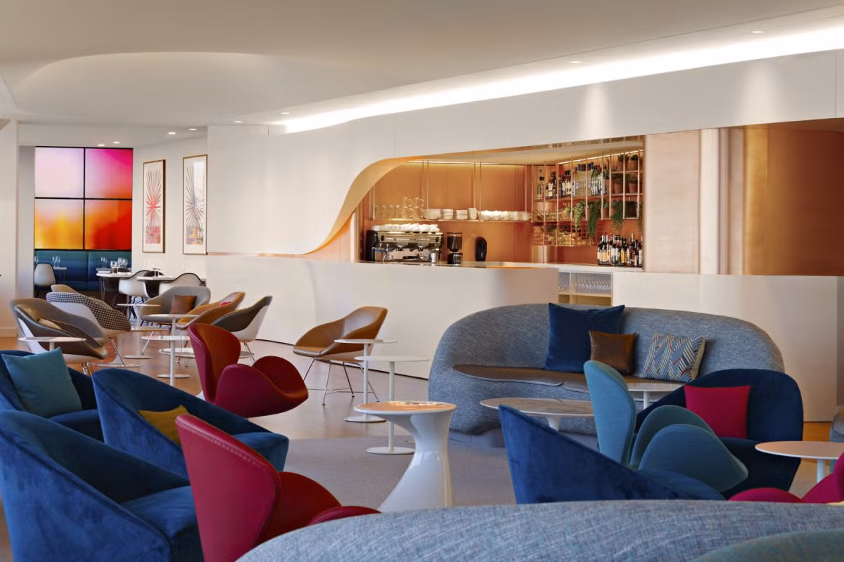 Tọa lạc tại nhà ga Terminal 2, phòng chờ VIP mới Virgin Atlantic có chi phí đầu tư xây dựng lên tới 4 triệu USD.