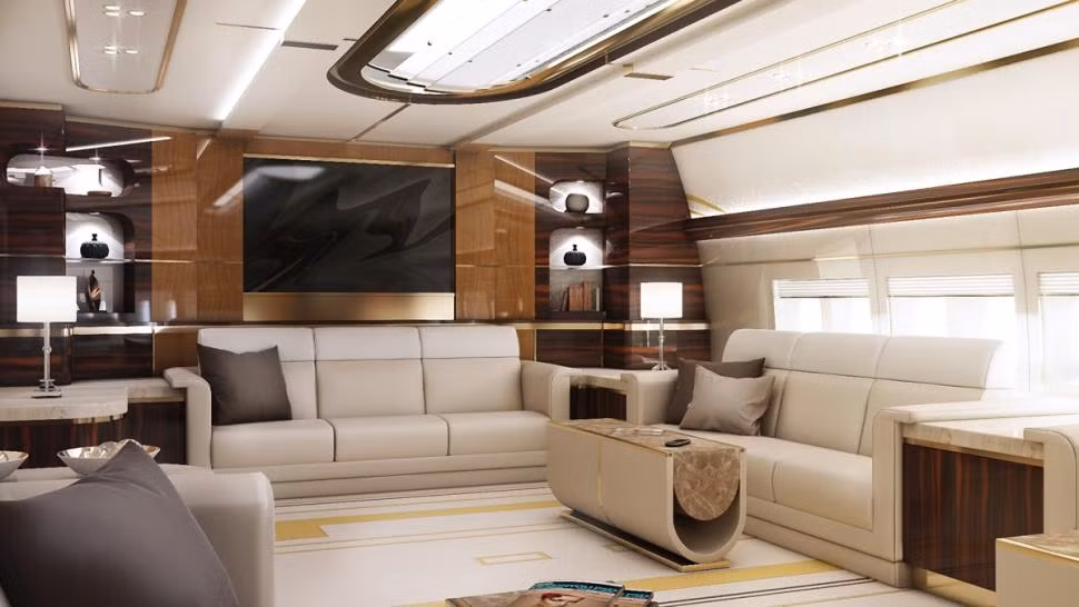 Hồi cuối tháng 1, Không quân Mỹ đã tuyên bố sẽ sử dụng chiếc máy bay Boeing 747-8 VIP làm chuyên cơ Tổng thống, thay thế hai chiếc Boeing VC-25 với số đuôi 28000 và 29000 đang được sử dụng.