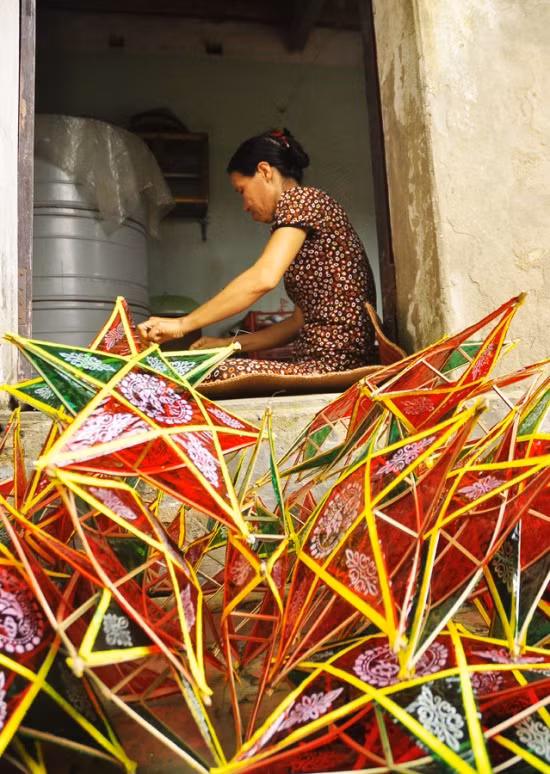Trung thu ve tham xom den long-Hinh-2