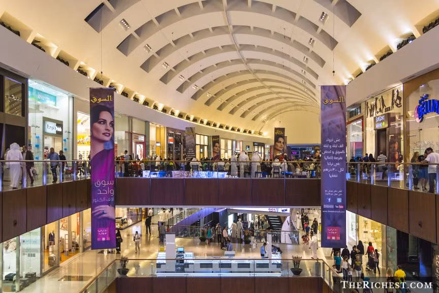 Dubai đã xây dựng một thành phố trong thành phố: Dubai đang xây dựng một “thành phố” kiểm soát khí hậu rộng gấp 2,25 lần công quốc Monaco (Diện tích của công quốc Monaco là 2,02 m2). Dubai đã lên kế hoạch xây dựng một “thành phố” kiểm soát khí hậu rộng 4,45 km2 với hệ thống điều hòa không khí phủ khắp.