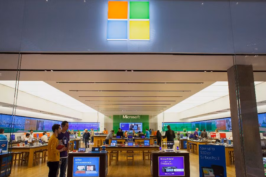 2. Microsoft, giá trị thương hiệu: 69,3 tỷ USD; Thay đổi trong một năm: 10%.