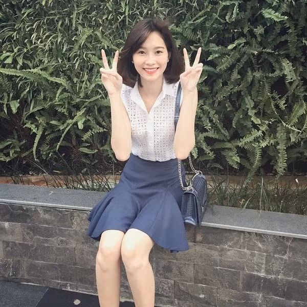 Được xem là người đẹp giản dị hiếm có trong giới showbiz Việt nhưng Hoa hậu Đặng Thu Thảo vẫn không thể cự tuyệt trước sự quyến rũ của những chiếc túi xách xinh đẹp thuộc các thương hiệu nổi tiếng thế giới.