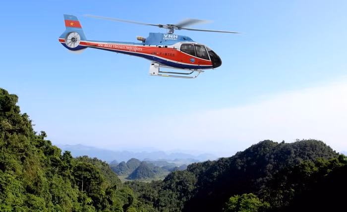 Lĩnh vực kinh doanh chủ yếu của VNH là cung cấp các dịch vụ trực thăng.