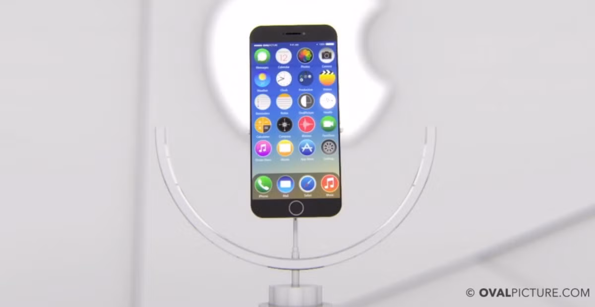 Một lời đồn đoán cho rằng phiên bản kế tiếp của Apple sẽ được gọi là iPhone 7: Nếu Apple tiếp tục truyền thống của mình, chúng ta có thể trông đợi iPhone 7 được trình làng vào tháng 9/2015. Có thể cái tên của iPhone thế hệ tiếp theo sẽ được gọi là iPhone 7, đó là thông tin do nhà phân tích Ming-Chi Kuo của hãng tư vấn KGI Securities tiết lộ.