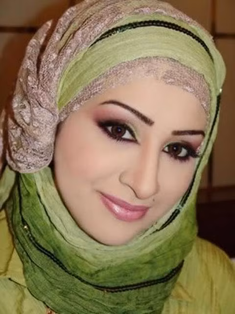 Fathima Kulsum Zohar Godabari trở thành nữ hoàng sau khi kết hôn với Sheik Awadi Al Muhammad. Trên cương vị là nữ hoàng Ả rập, Fathima tiếp tục sự nghiệp bảo vệ quyền lợi cho những người dân nghèo, những phụ nữ ở đất nước này.