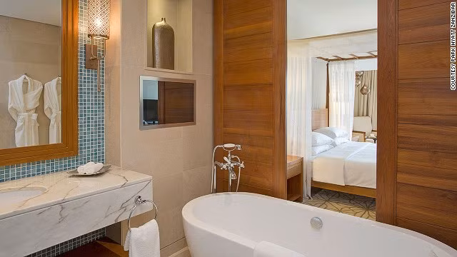 Khách sạn Park Hyatt Zanzibar (Tanzania). Khách sạn này, gồm 67 phòng trải rộng trên 2 tòa nhà, sẽ khai trương vào tháng 3/2015.