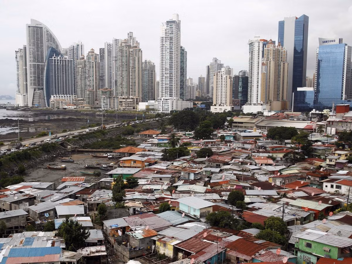 6. Panama (Panama): Vị trí địa lý đặc biệt của Panama đã góp phần không nhỏ vào cuộc bùng nổ tài chính tại quốc gia này. Panama đã tăng 13 bậc trong bảng xếp hạng kể từ năm 2013.