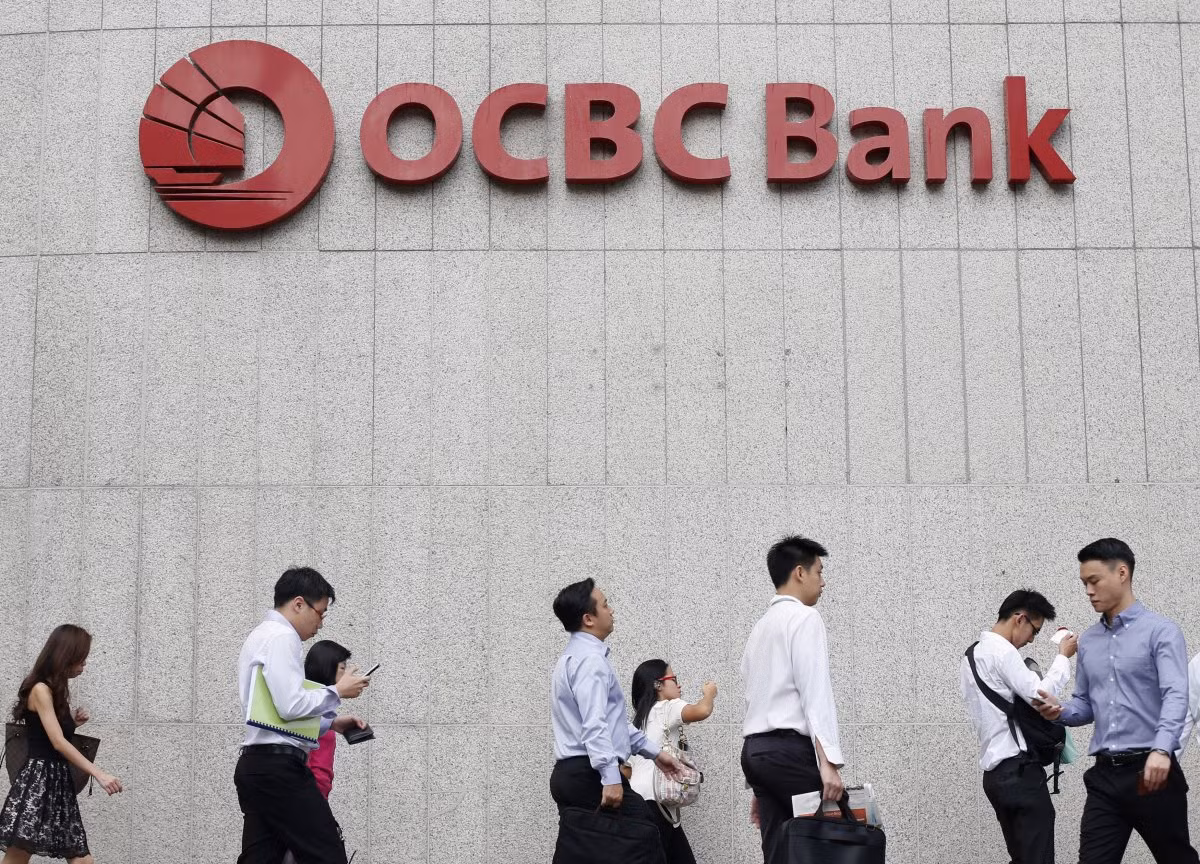 13. Oversea-Chinese Banking Corp của Singapore, tài sản: 267.485.000 USD; Điểm tín nhiệm là Fitch: AA-, Moody: Aa1, S &amp; P: AA-.