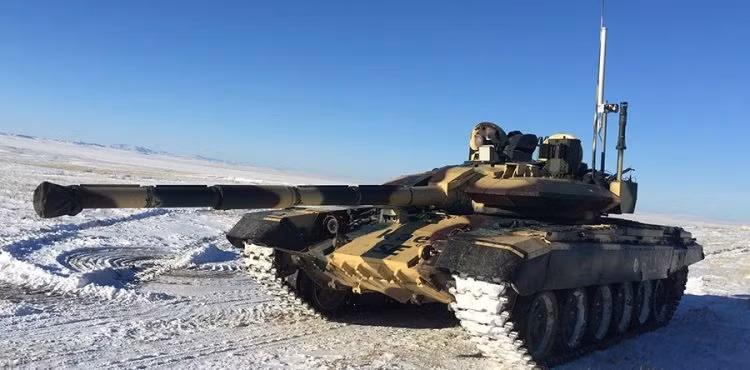 Vì vậy, thương vụ làm ăn giữa công ty quốc phòng Aselsan của Thổ Nhĩ Kỳ và công ty Kazakh Defense của Kazakhstan về việc nâng cấp tăng T-72 chắc chắn sẽ làm Nga không vui. Ảnh trong bài: Một số phiên bản nâng cấp T-72 của Kazakhstan.
