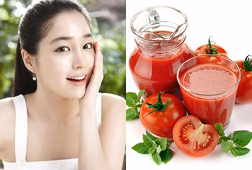 Phương pháp rất đơn giản, bạn chỉ cần uống 1 cốc nước ép cà chua hoặc thêm cà chua trong khẩu phần ăn mỗi ngày. Ảnh: thucucclinics.com.