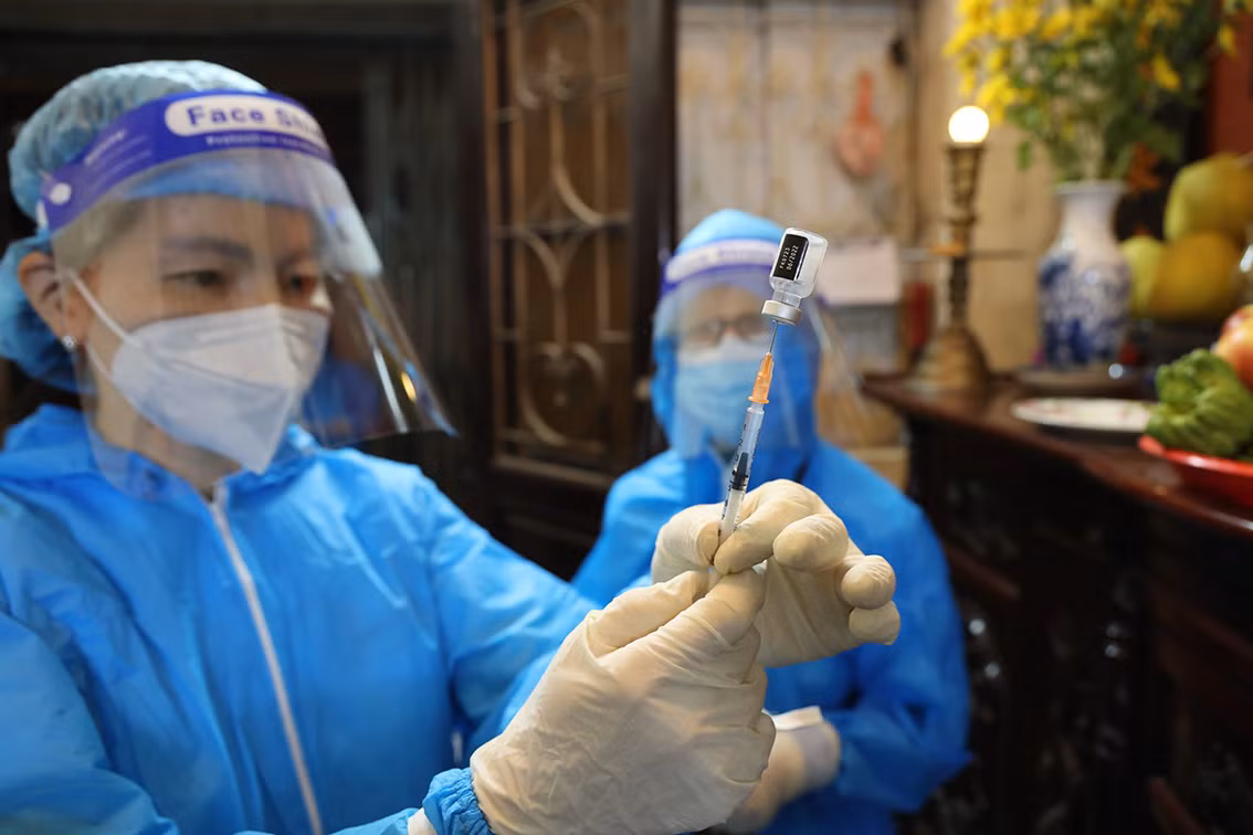 Trong đợt này, Hà Nội chủ yếu sử dụng vắc-xin Pfizer để tiêm cho nhóm đối tượng đặc biệt.