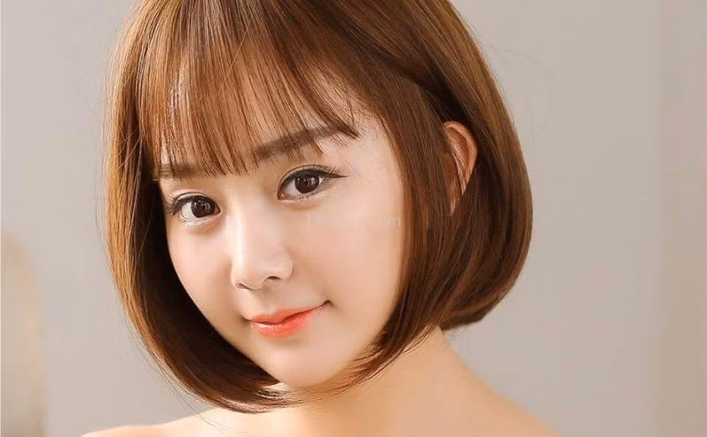 Một trong những kiểu tóc vô cùng phù hợp với bạn gái có khuôn mặt tròn đó chính là tóc bob. Ảnh: pinimg.