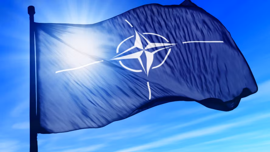 Sứ mệnh lịch sử của NATO có lẽ đã phải kết thúc từ lâu. Ảnh: NATO.
