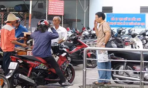 TP HCM yeu cau co quan nha nuoc giu xe mien phi