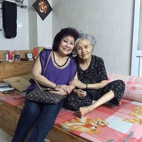 Nhìn lại ảnh đẹp thời trẻ của sầu nữ Út Bạch Lan - Hình 6 Nhin lai anh dep thoi tre cua sau nu Ut Bach Lan-Hinh-6