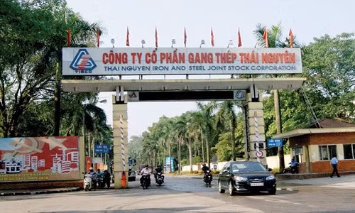 Khi trao tự chủ lương cho DN nhà nước, cần cơ chế giám sát để tránh tình trạng DN thua lỗ, lãnh đạo vẫn nhận lương cao. (Ảnh minh họa). Ảnh: Phạm Thanh.