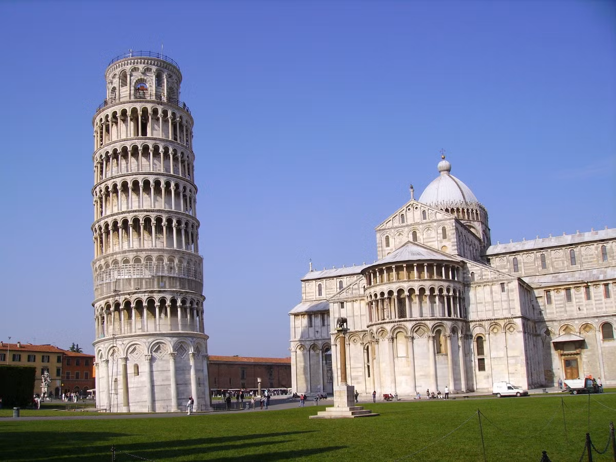 Các chuyên gia tính toán tháp nghiêng Pisa sẽ ổn định trong vòng ít nhất là 200 năm nữa.