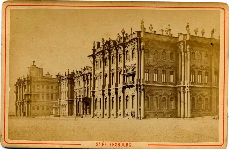 Một tòa nhà cổ kính ở thành phố St Petersburg.