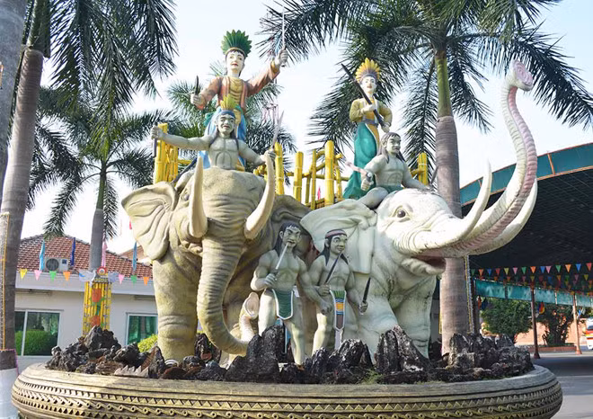 Tượng thờ Hai Bà Trưng. Ảnh tư liệu.