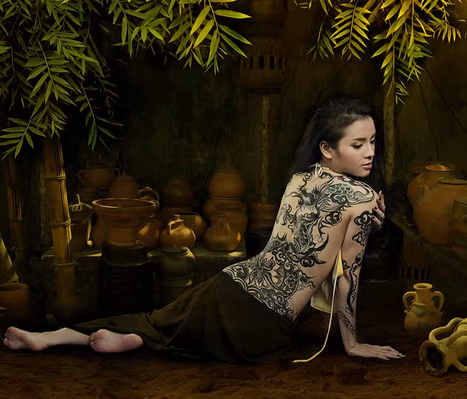 Phuong Trinh Jolie yeu cau hoa si 'khong duoc so soang, dung cham da thit'-Hinh-2